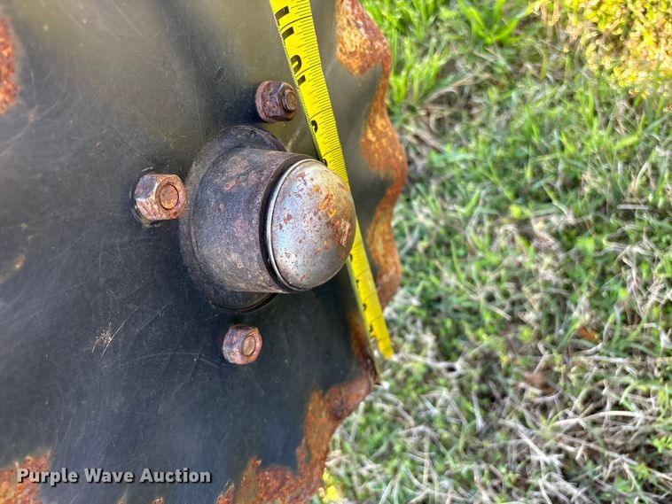 image for item FG0235 Tye 304-413 no-till drill caddy