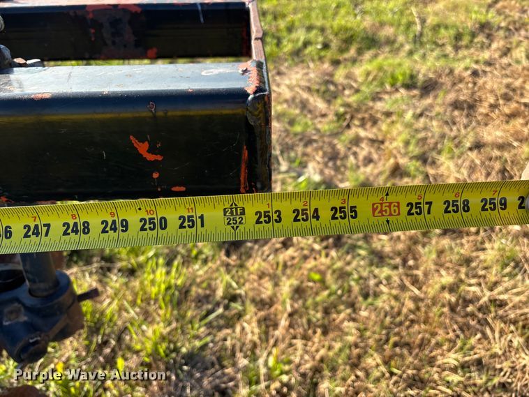 image for item FG0235 Tye 304-413 no-till drill caddy