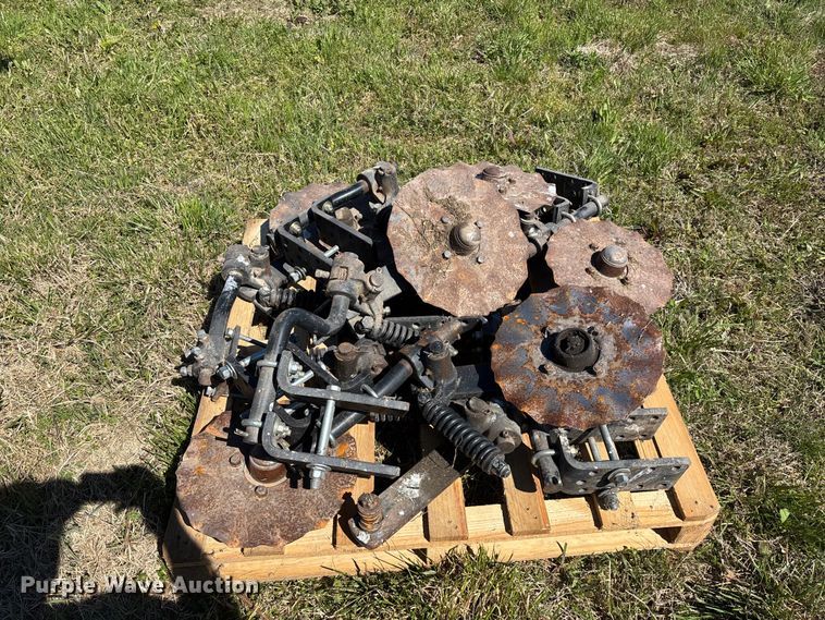 image for item FG0235 Tye 304-413 no-till drill caddy