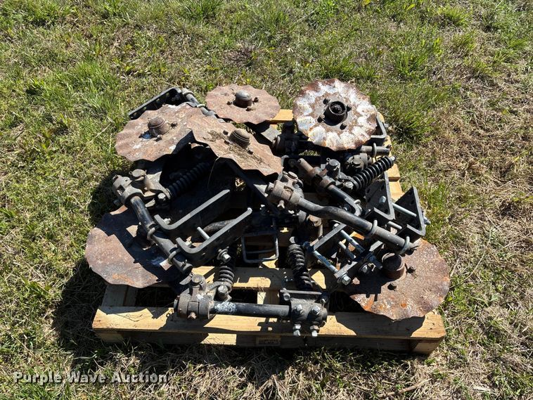 image for item FG0235 Tye 304-413 no-till drill caddy