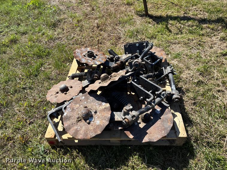 image for item FG0235 Tye 304-413 no-till drill caddy