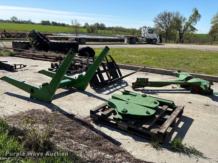 image for item FG0236 John Deere 640 loader parts