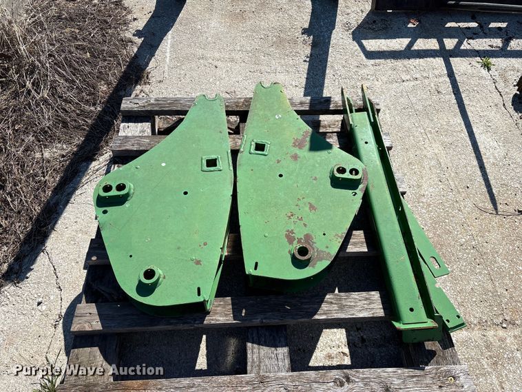 image for item FG0236 John Deere 640 loader parts