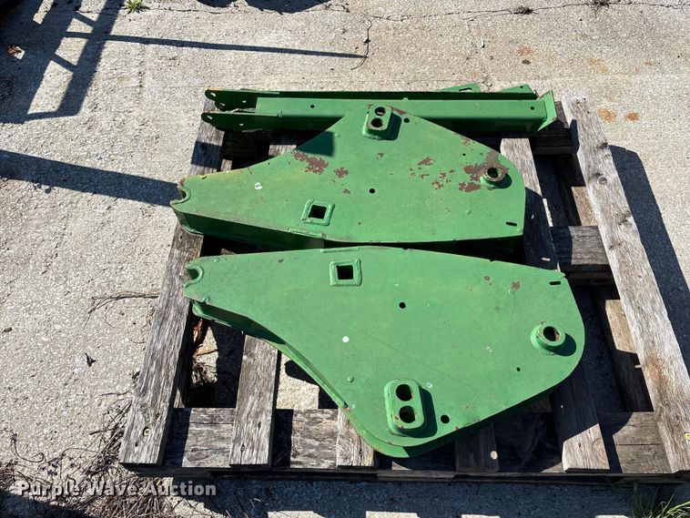 image for item FG0236 John Deere 640 loader parts