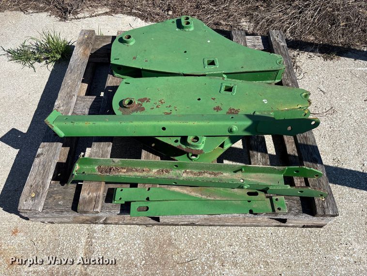 image for item FG0236 John Deere 640 loader parts