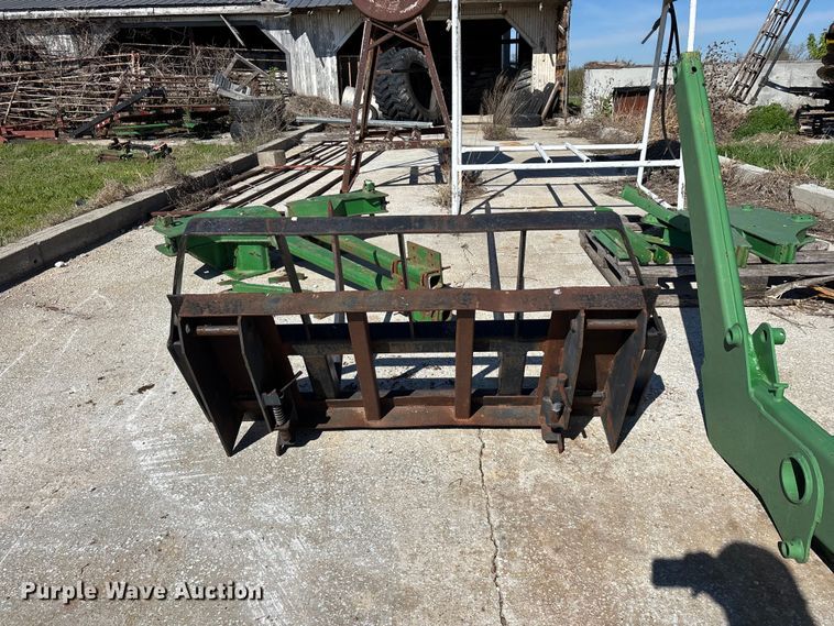 image for item FG0236 John Deere 640 loader parts