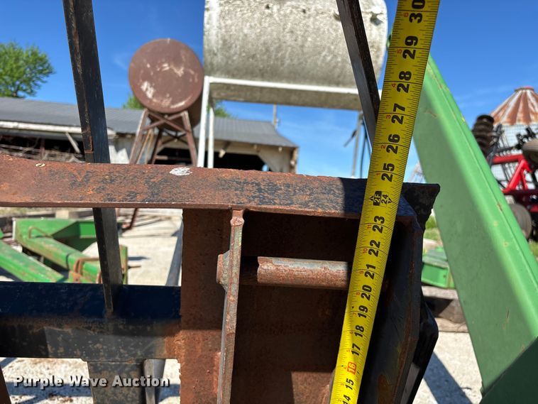 image for item FG0236 John Deere 640 loader parts