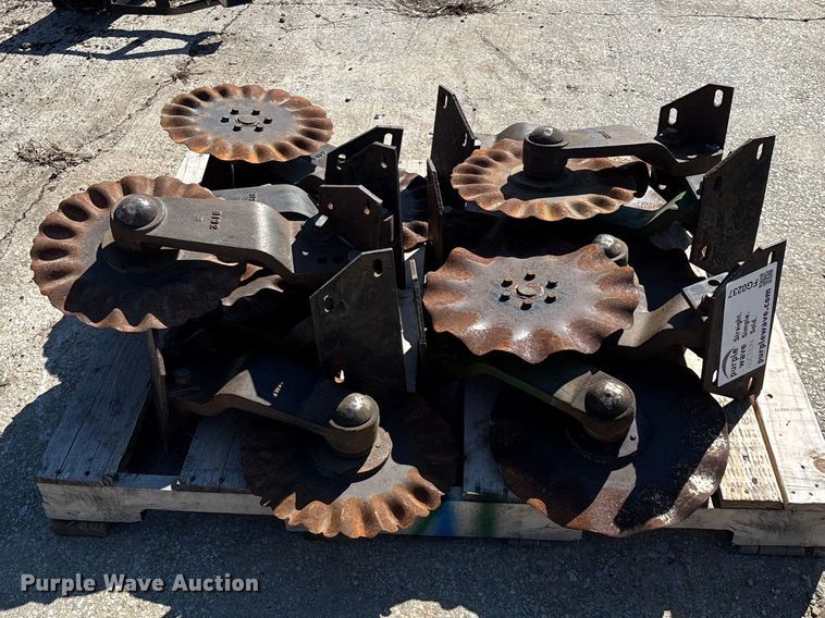 image for item FG0237 (13) no-till coulters