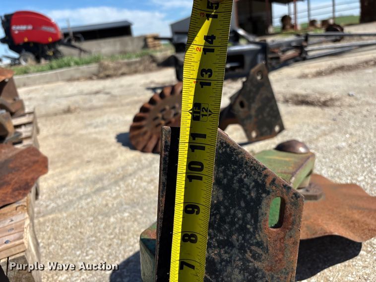 image for item FG0237 (13) no-till coulters