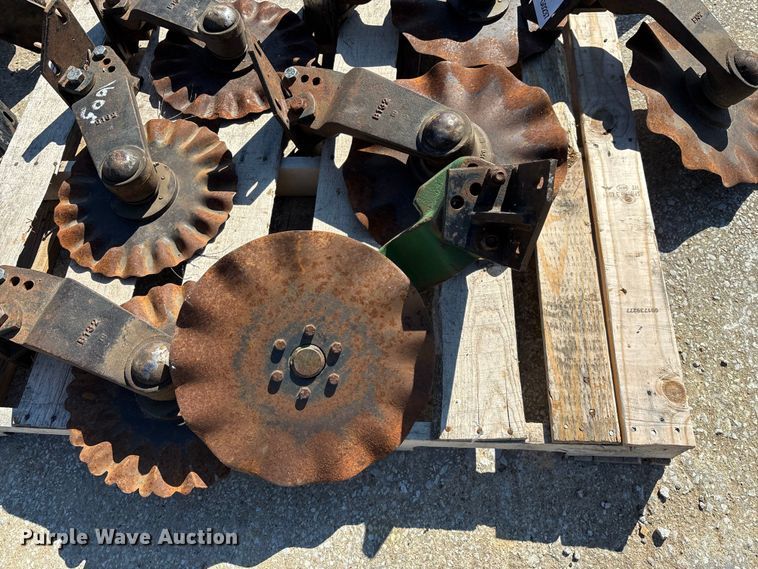 image for item FG0237 (13) no-till coulters