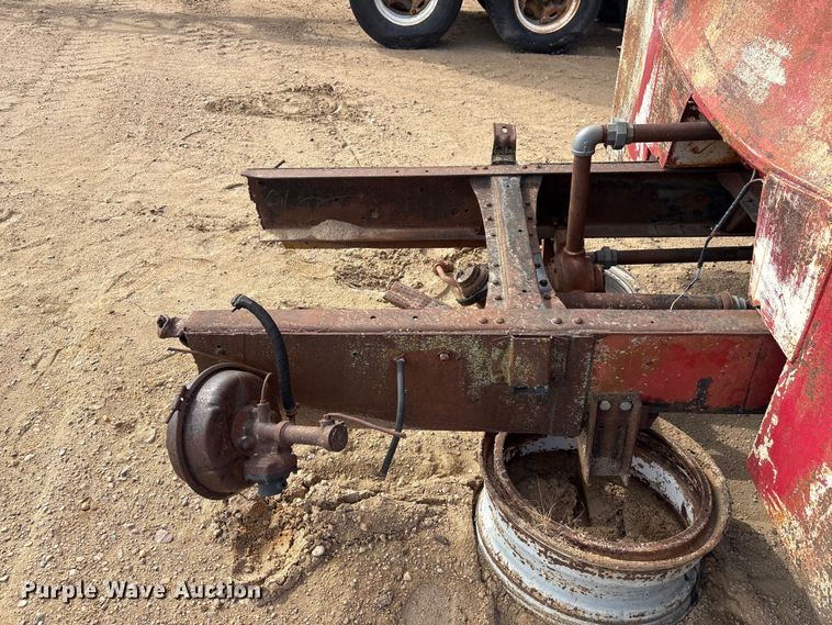 image for item FG2887 Eaton Metal Products 4203 6-60 fuel tank bed and chassis