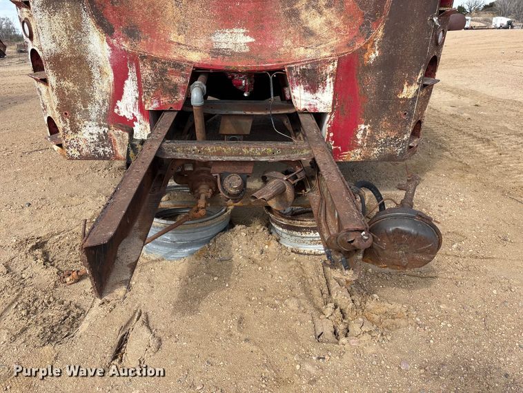 image for item FG2887 Eaton Metal Products 4203 6-60 fuel tank bed and chassis