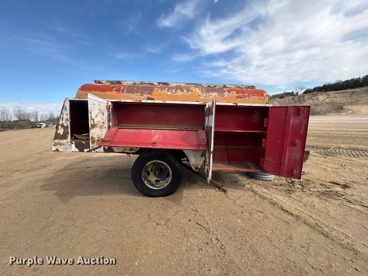 image for item FG2887 Eaton Metal Products 4203 6-60 fuel tank bed and chassis
