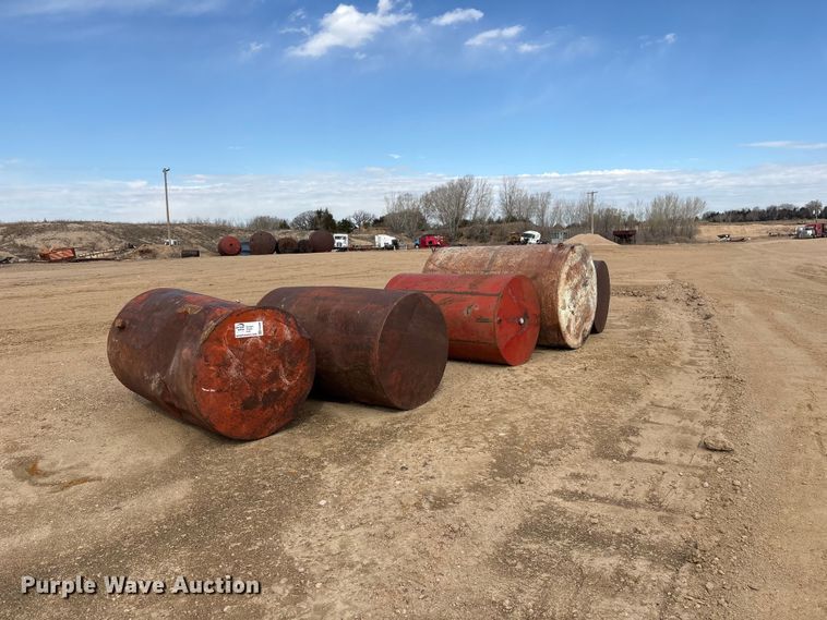 image for item FG2888 (7) fuel tanks