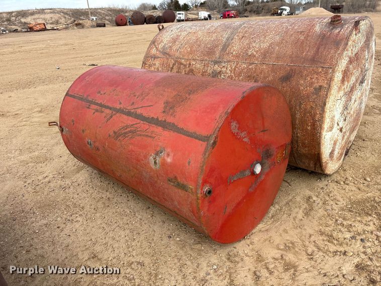 image for item FG2888 (7) fuel tanks