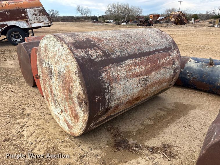 image for item FG2888 (7) fuel tanks