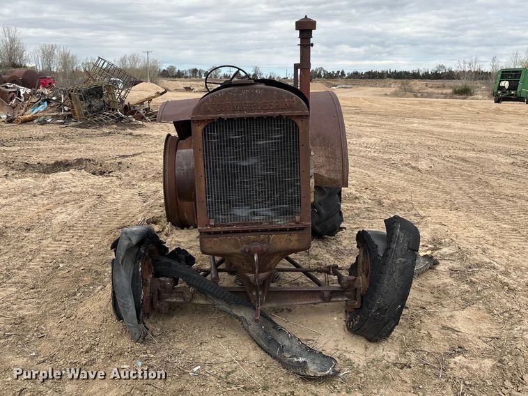 image for item FG2889 McCormick-Deering tractor