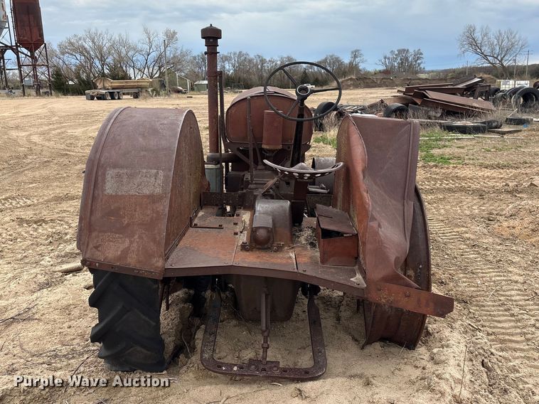 image for item FG2889 McCormick-Deering tractor