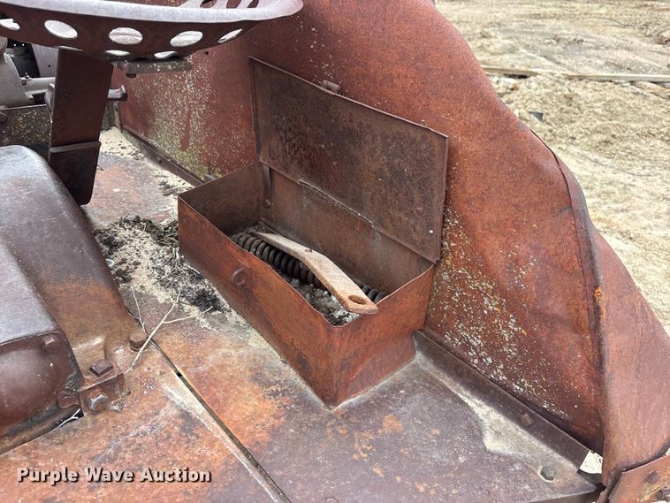 image for item FG2889 McCormick-Deering tractor