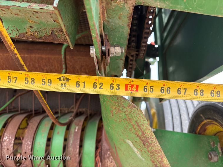 image for item FG2894 John Deere 535 round baler