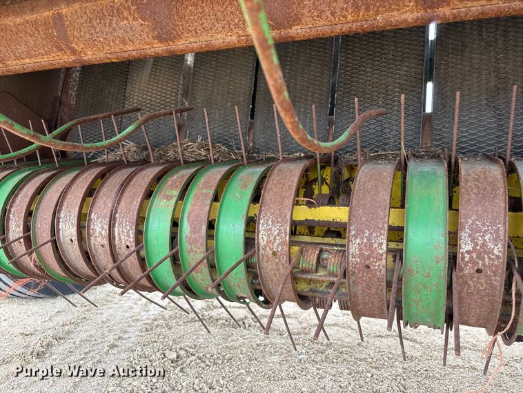 image for item FG2894 John Deere 535 round baler