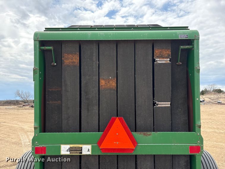 image for item FG2894 John Deere 535 round baler