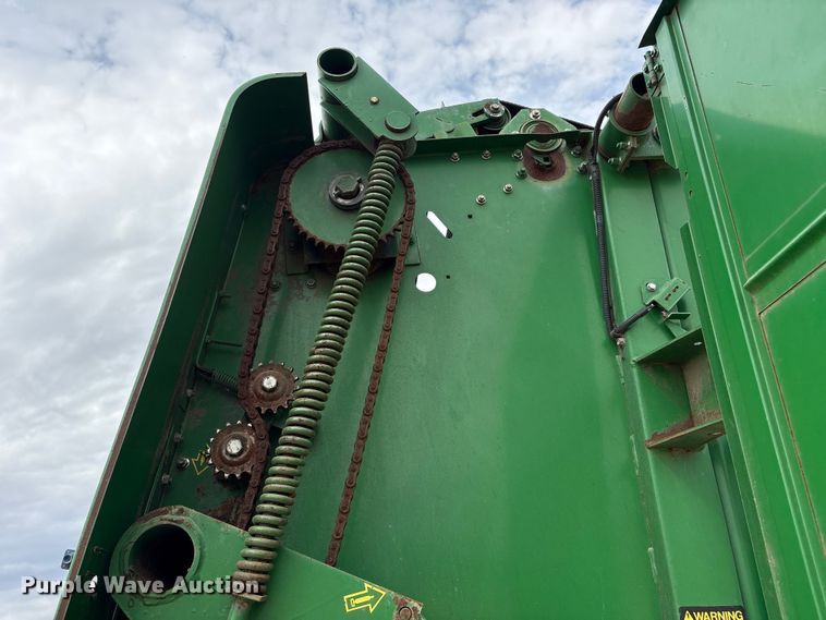 image for item FG2894 John Deere 535 round baler