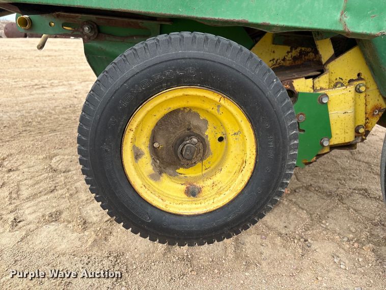 image for item FG2894 John Deere 535 round baler