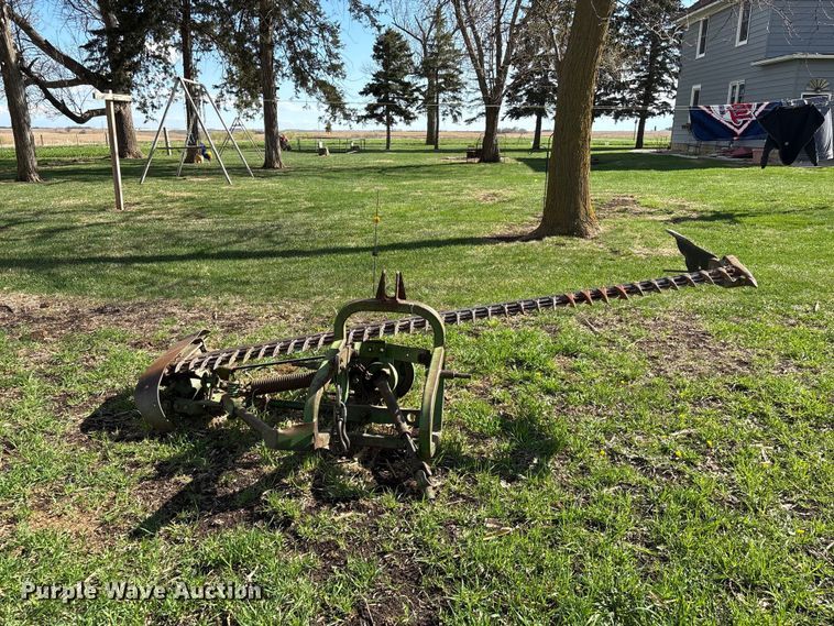image for item FG2896 John Deere 350 sickle mower