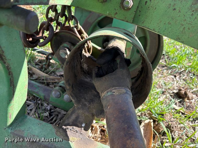 image for item FG2896 John Deere 350 sickle mower