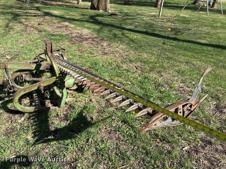 image for item FG2896 John Deere 350 sickle mower