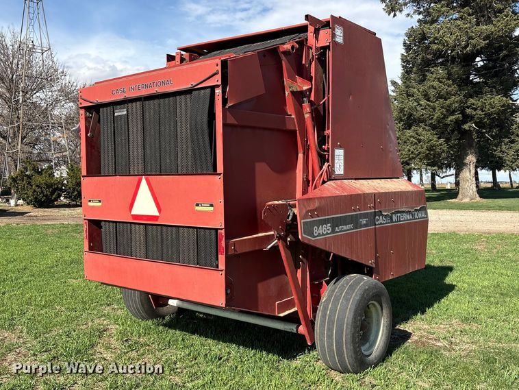 image for item FG2897 Case IH 8465A round baler