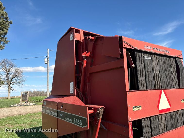 image for item FG2897 Case IH 8465A round baler