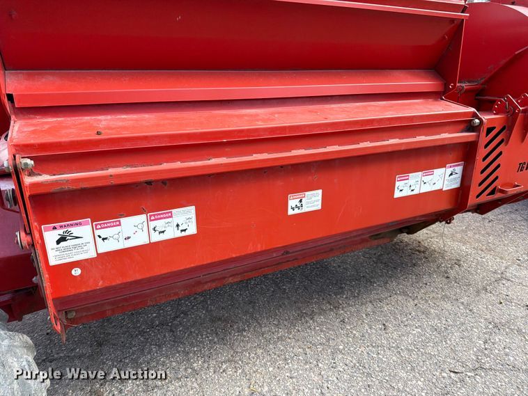 image for item FK0053 Highline Top Gun TG V2 bale processor