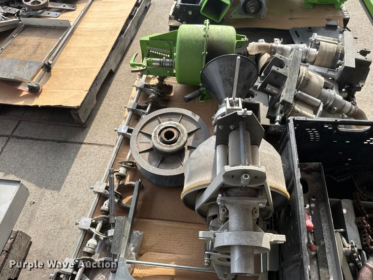 image for item MX9038 Wintersteiger Rowseed/Plotseed XXL plot drill parts