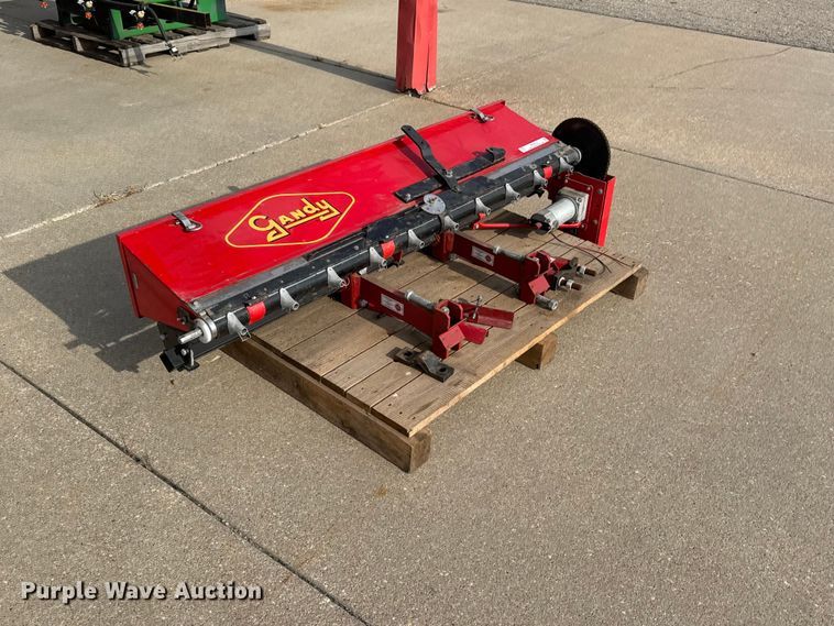 image for item MX9039 Gandy seeder box