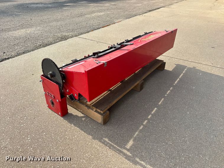 image for item MX9039 Gandy seeder box