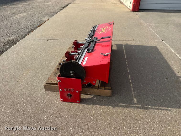 image for item MX9039 Gandy seeder box