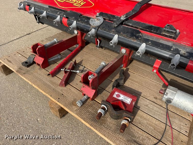 image for item MX9039 Gandy seeder box