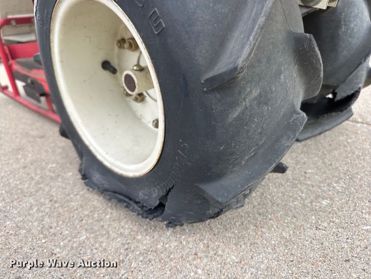 image for item MX9040 (2) Mitsubishi reaper binders