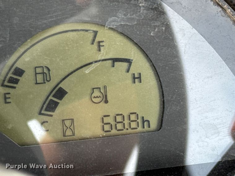 image for item MX9042 Kubota BX2370 MFWD tractor