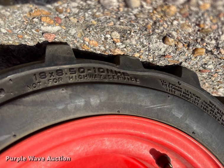 image for item MX9042 Kubota BX2370 MFWD tractor