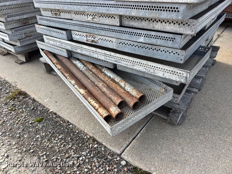 image for item MX9043 (12) greenhouse benches