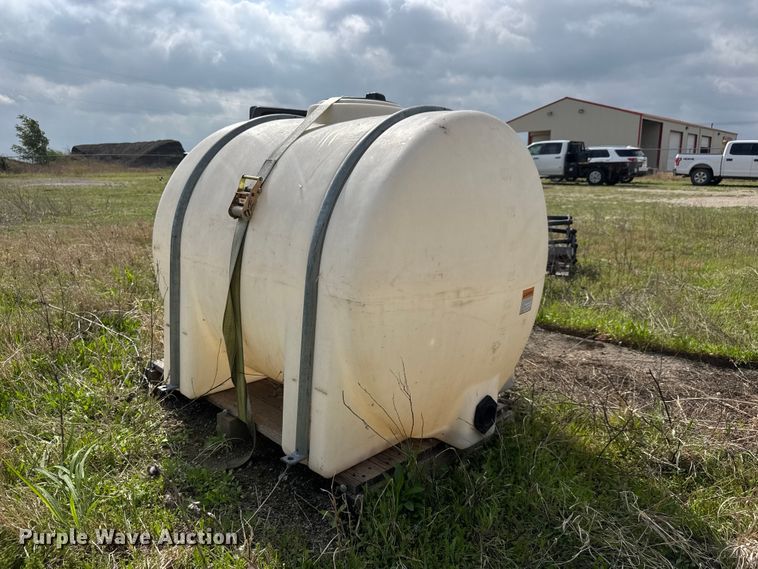 image for item MX9049 Poly tank