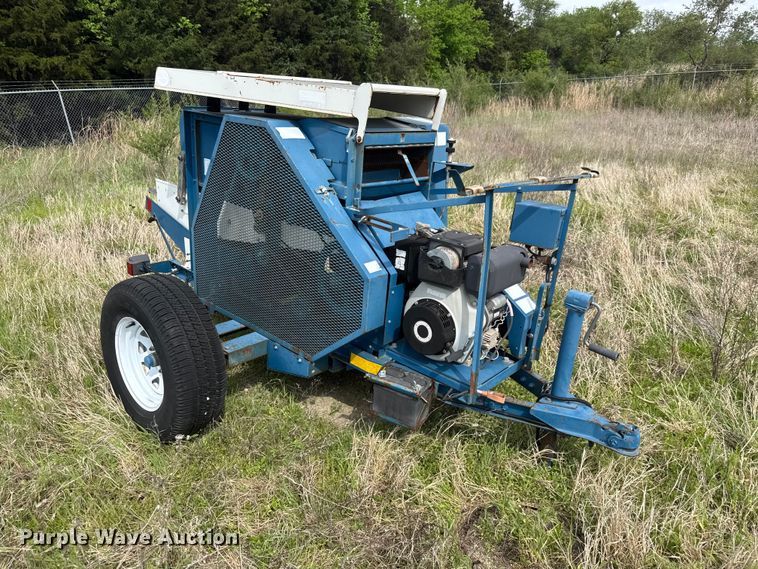 image for item MX9050 Almaco LPR-D thresher