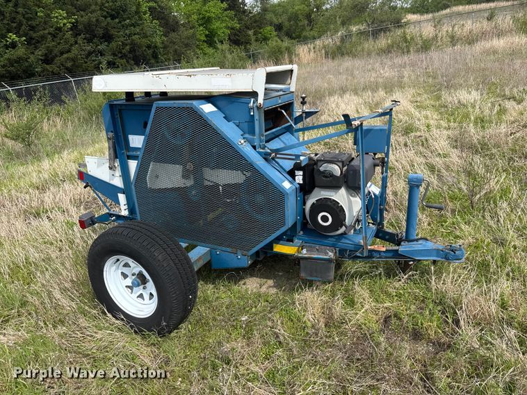 image for item MX9050 Almaco LPR-D thresher