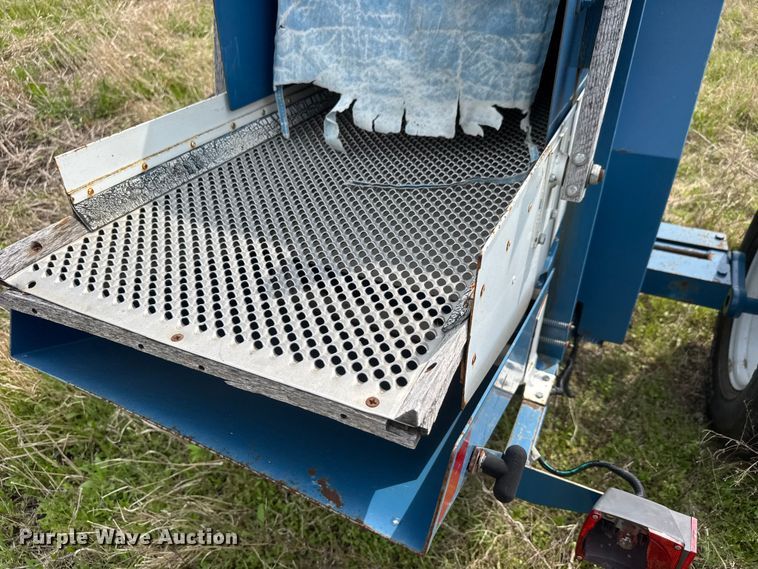 image for item MX9050 Almaco LPR-D thresher