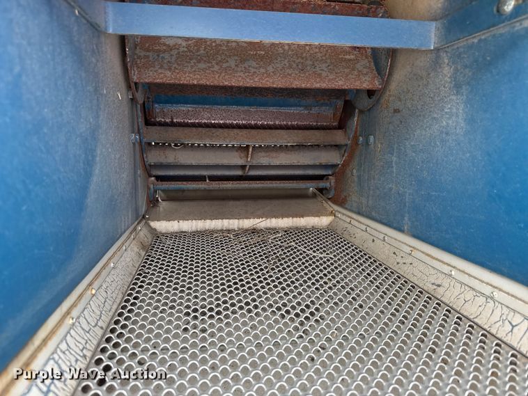 image for item MX9050 Almaco LPR-D thresher