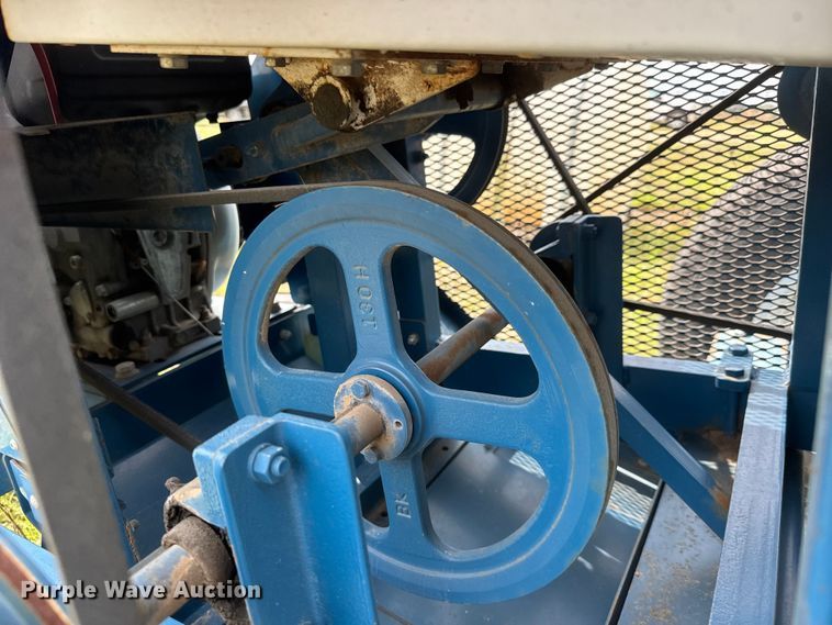 image for item MX9050 Almaco LPR-D thresher