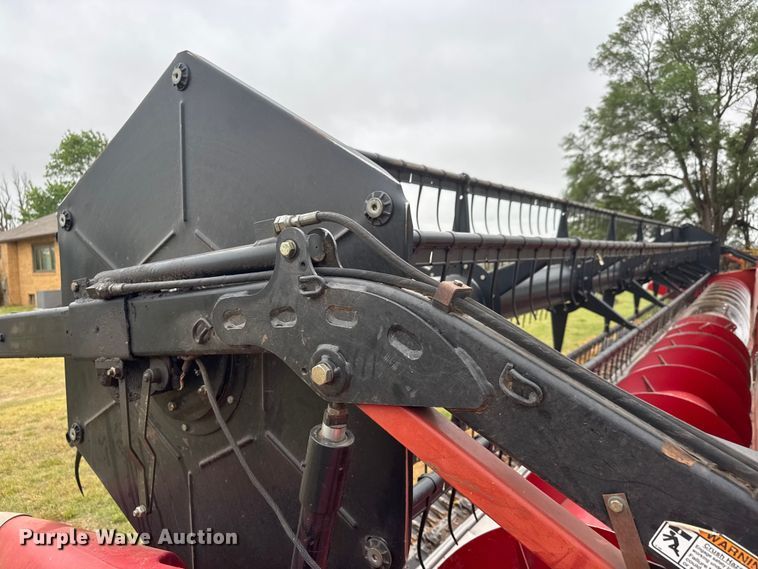 image for item MX9101 2011 Case IH 3020 Terra Flex flex head